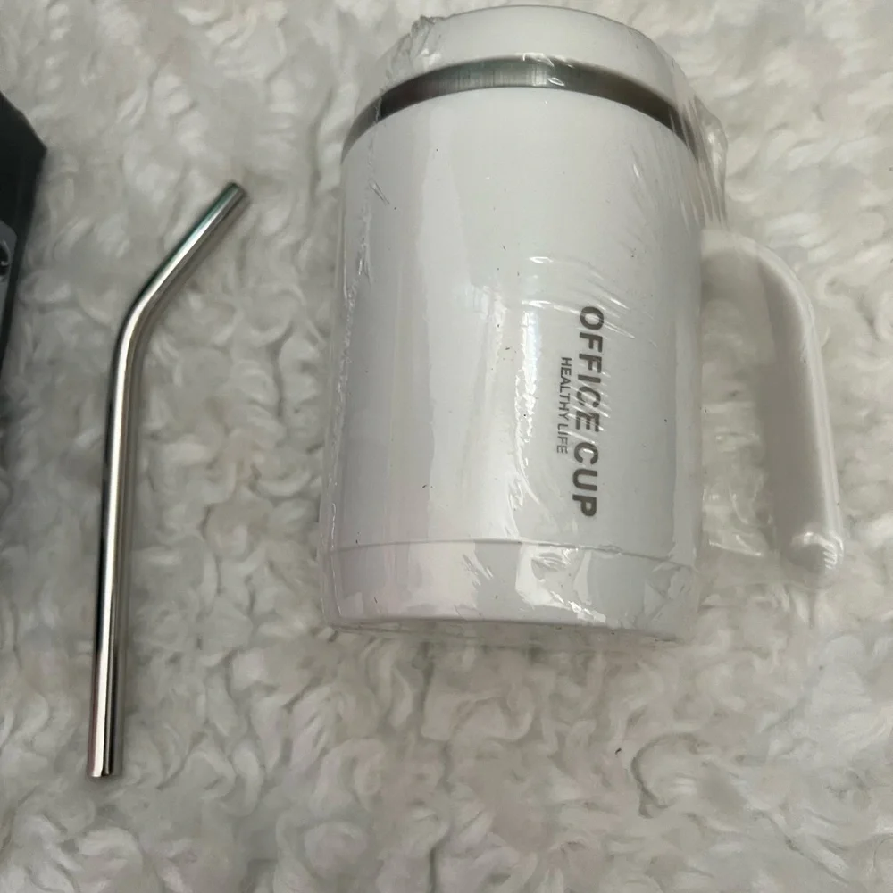 NEW STAINLESS STEEL TUMBLER WHITE COLOR